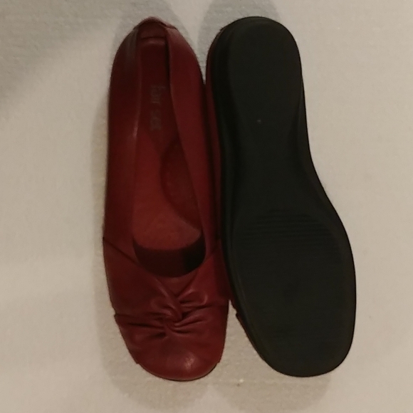 Fair set flats - Picture 3 of 3